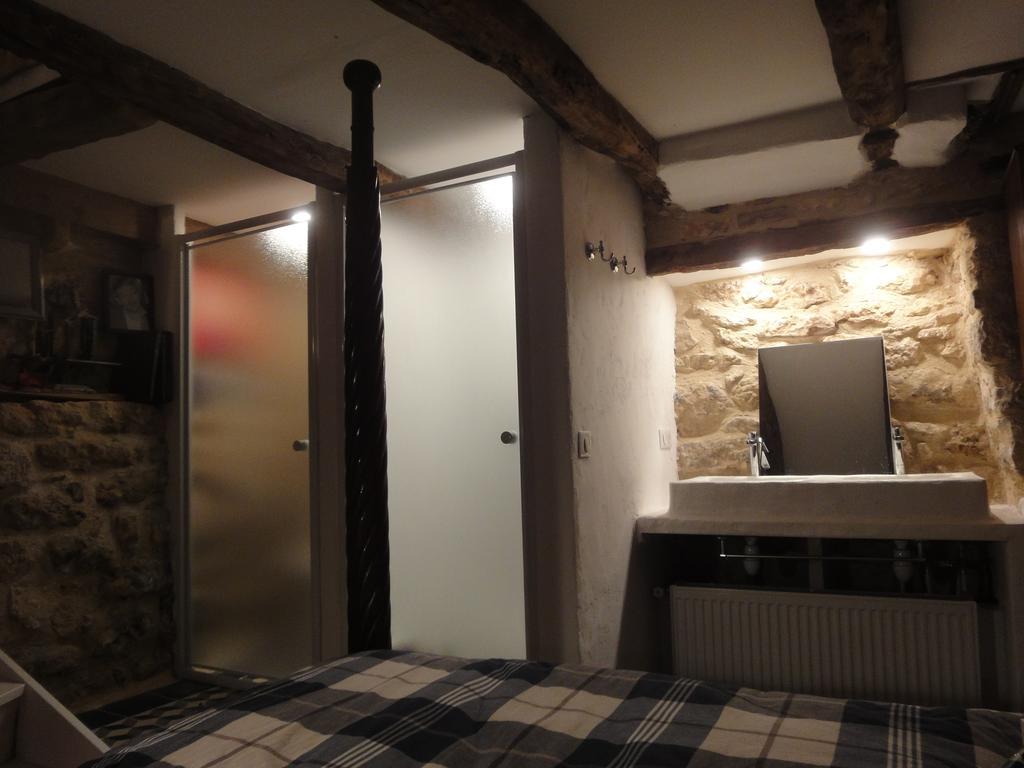 Les Appartements D Artiste De La Villa Du 15 - Restaurant La Maison - Piscine Chauffee Les Eyzies Exterior foto
